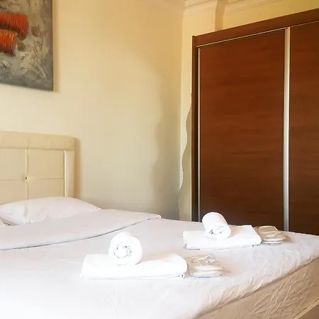 Stone House Aparthotel